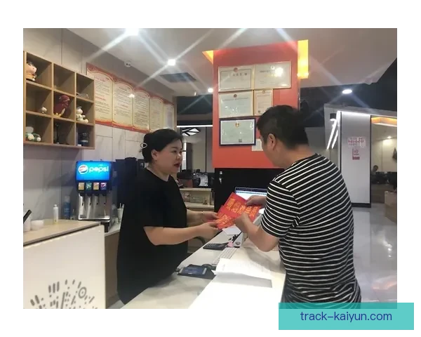 广州队新援首秀精彩表现，助力球队迎来赛季首场胜利，状态回暖