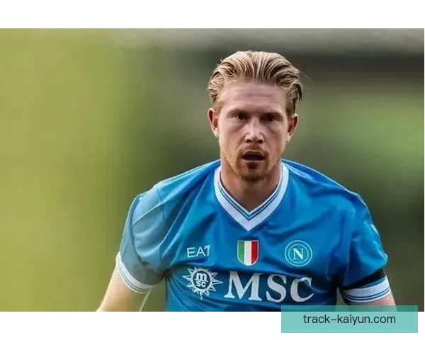 德布劳内腿筋伤情最新详情及恢复进展与复出时间评估